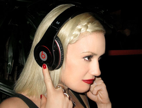 d-monster-beats-by-dr-dre-headphones-gallery_0.png
